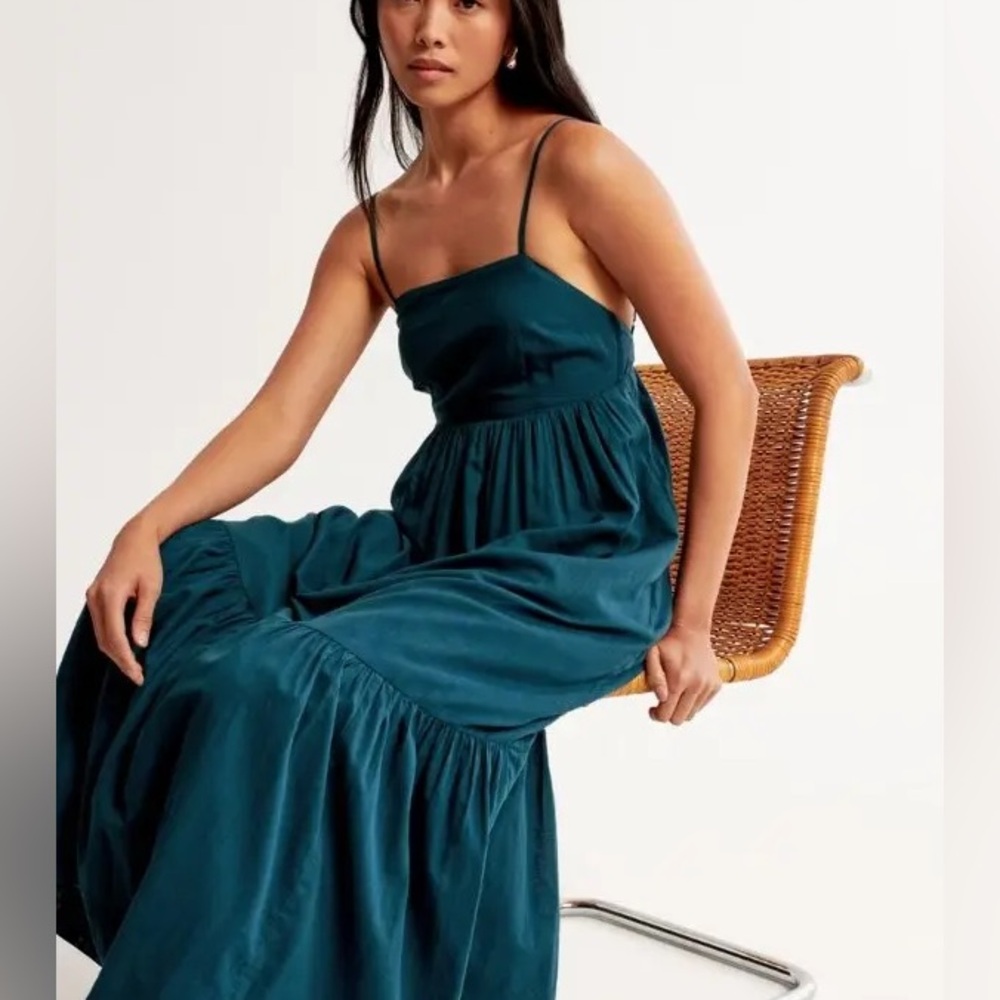 Abercrombie Low Back Tiered Maxi Dress